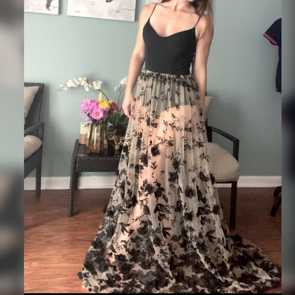 NWT unique black formal dress, prom, non traditional wedding or photoshoot dress - Picture 2 of 2